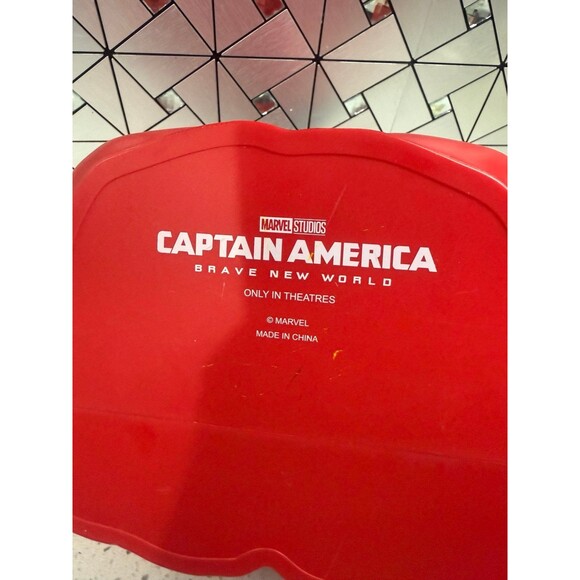 Regal Cinemas Captain America Brave New World Red Hulk Popcorn Bucket 9x11in - Picture 7 of 11